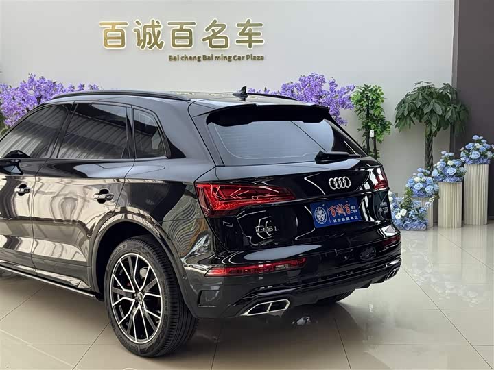 Audi Q5L 2025 45 TFSI — фото 9