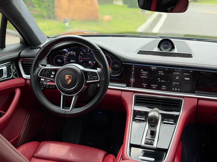 Porsche Panamera 2017 Panamera 3.0 T — фото 19