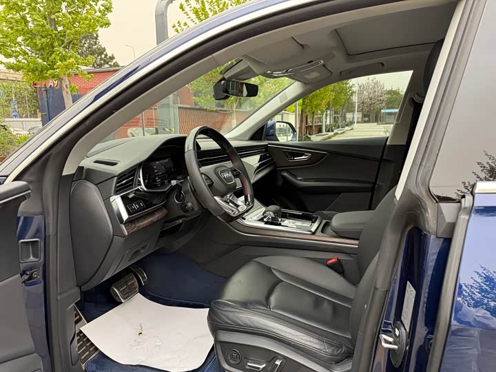 Audi Q8 2019 55 TFSI — фото 3