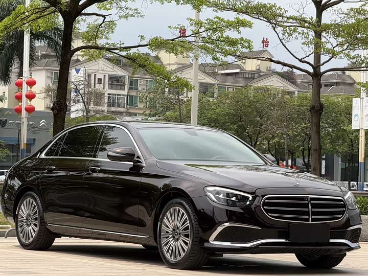 Mercedes-Benz E-Class 2021 E 300 L Luxury — фото 3