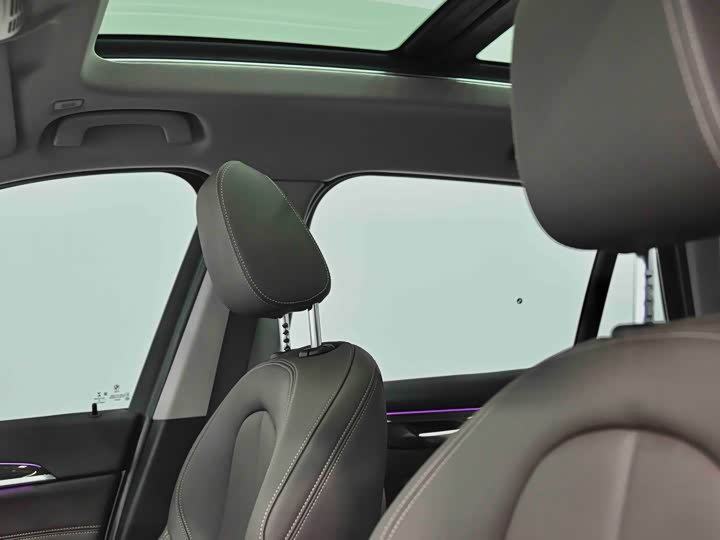 BMW X1 2022 x Drive 25 Li — фото 30