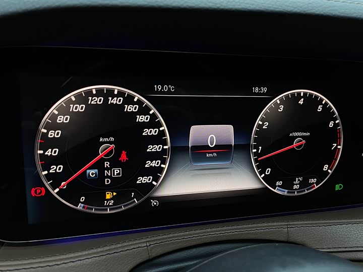 Mercedes-Benz S-Class 2018 S 320 L — фото 10