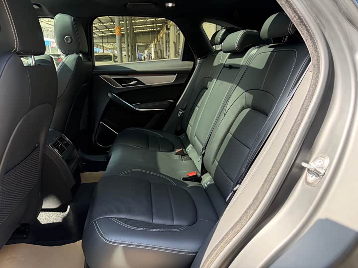 Jaguar F-PACE 2024 P 250 R-Dynamic SE — фото 4