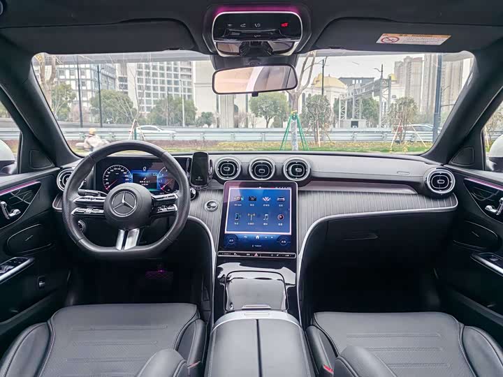 Mercedes-Benz C-Class 2024 C 260 L — фото 9