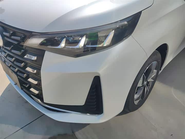 Trumpchi M6 2023 PRO 270 T DCT — фото 3