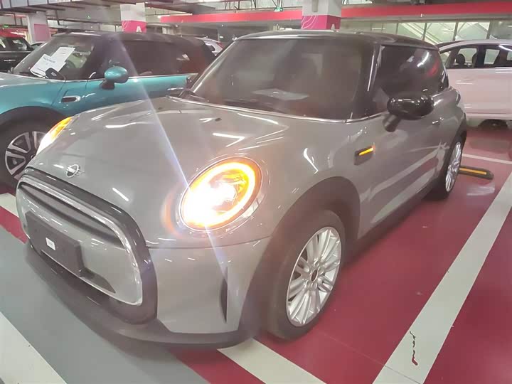 MINI Hatch — фото 1