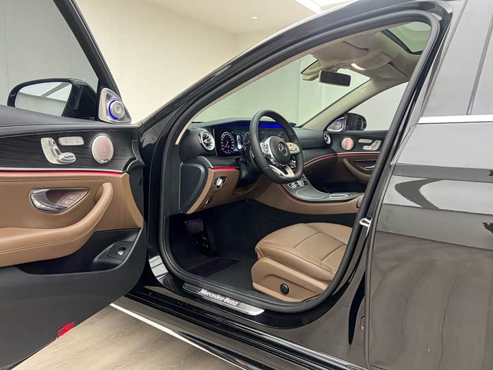 Mercedes-Benz E-Class рестайлинг E 300 L стиль — фото 6