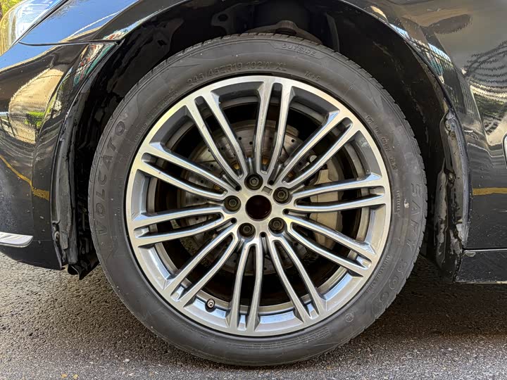 BMW 7-Series 2016 730 Li Leading — фото 15