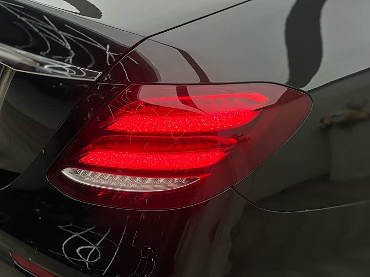 Mercedes-Benz E-Class рестайлинг E 300 L стиль — фото 4