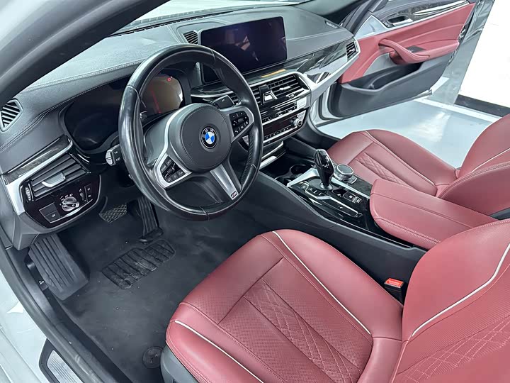 BMW 5 Series 525Li M спортпакет — фото 5