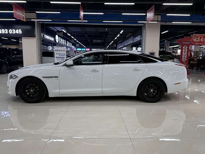 Jaguar XJ 2016 XJL 3.0 SC 2 WD — фото 15