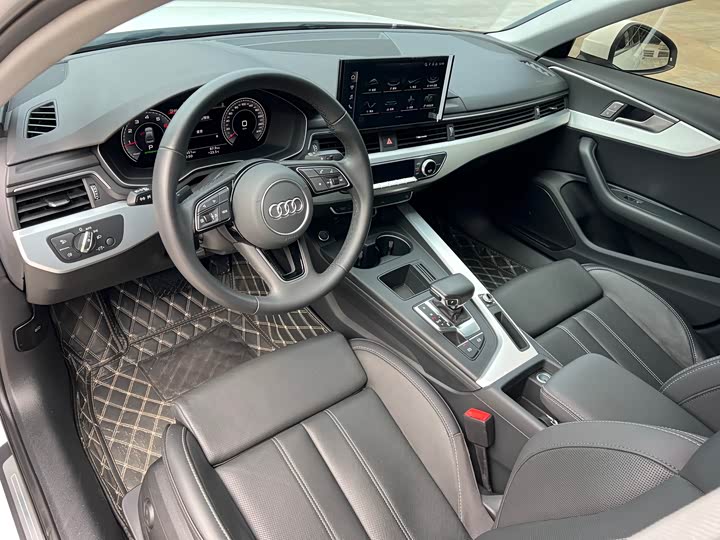 Audi A4L 2024 40 TFSI — фото 3