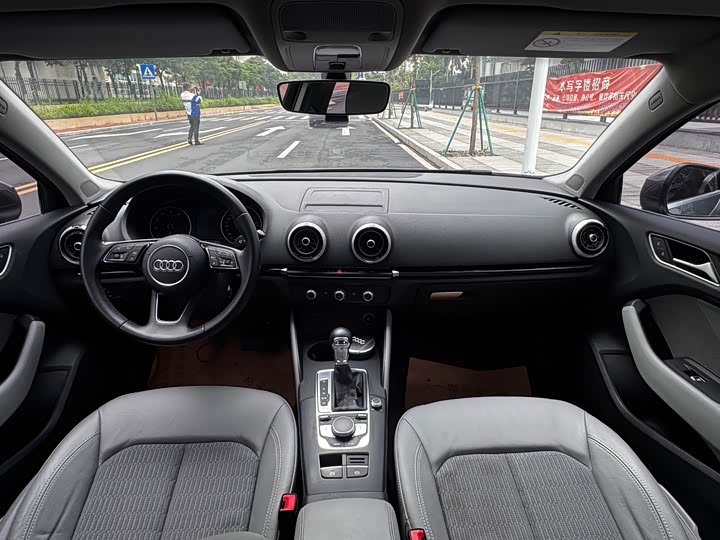 Audi A3 2018 30 Limousine 35 TFSI — фото 10