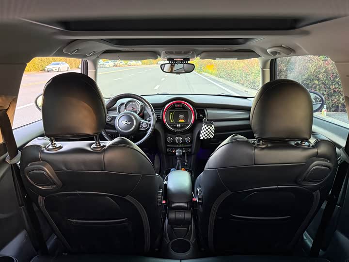 MINI Hatch — фото 10
