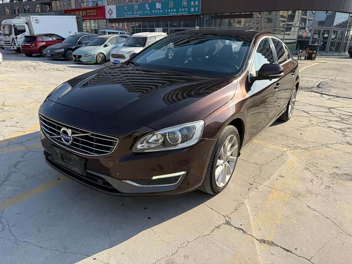 Volvo S60 2017 S 60 L T 4 — фото 1