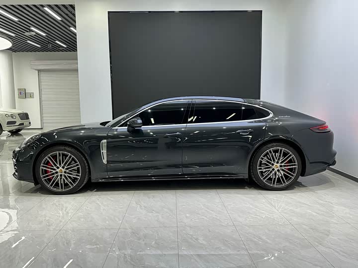 Porsche Panamera 2021 Panamera Turbo S 4.0 T — фото 4