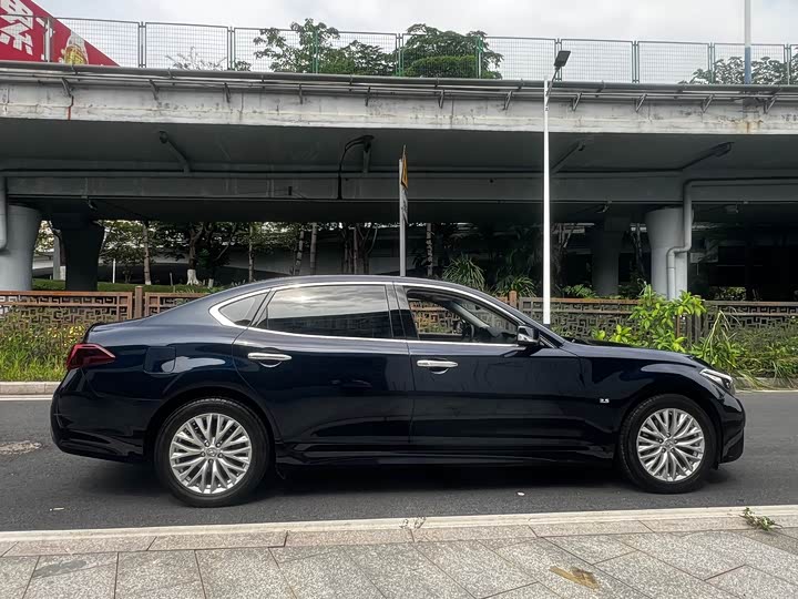 Infiniti Q70 2015 Q 70 L 2.5 L — фото 11