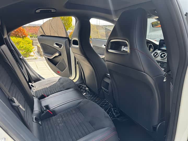 Mercedes-Benz CLA 2017 CLA 220 4 MATIC — фото 13