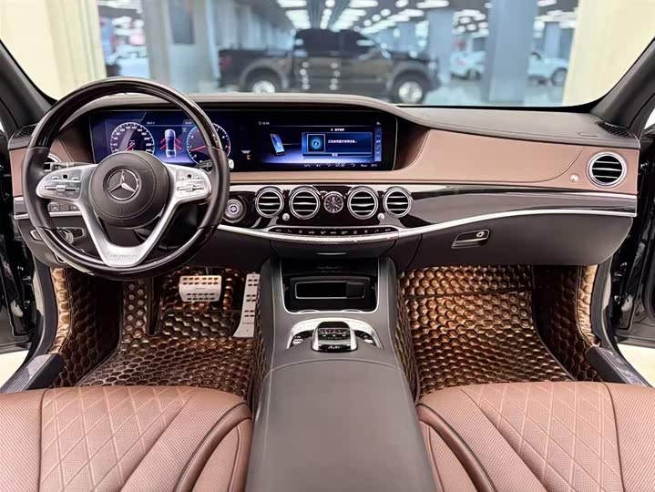 Lorinser MAYBACH 2018 S 650 — фото 25