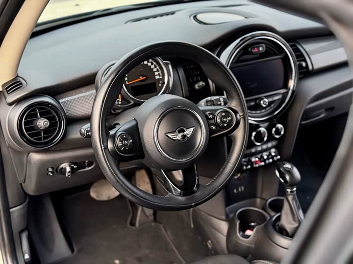 MINI Hatch — фото 10
