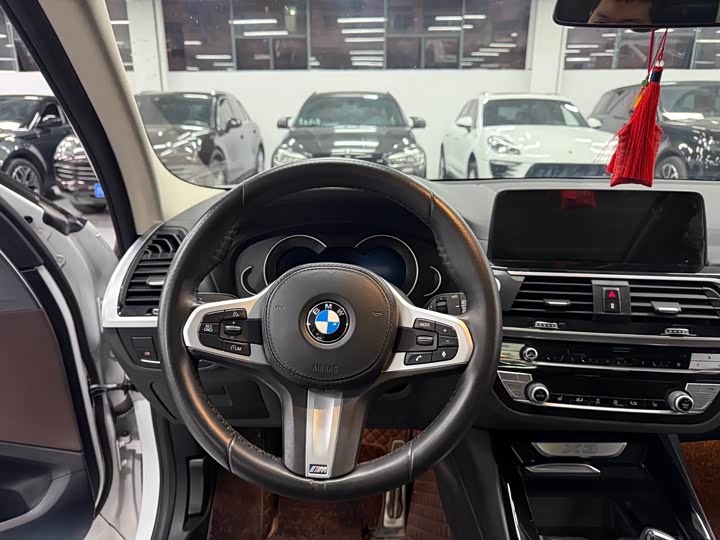 BMW X3 2019 x Drive 25i M — фото 10