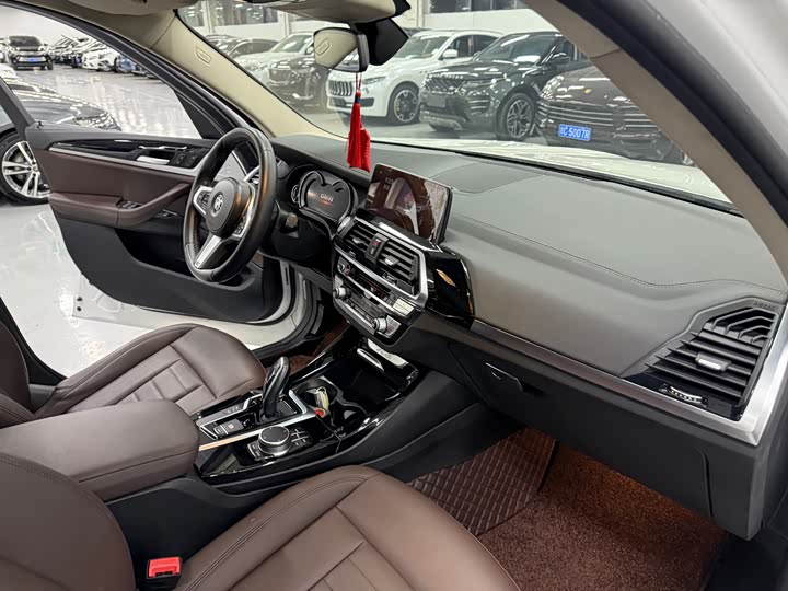 BMW X3 2019 x Drive 25i M — фото 13