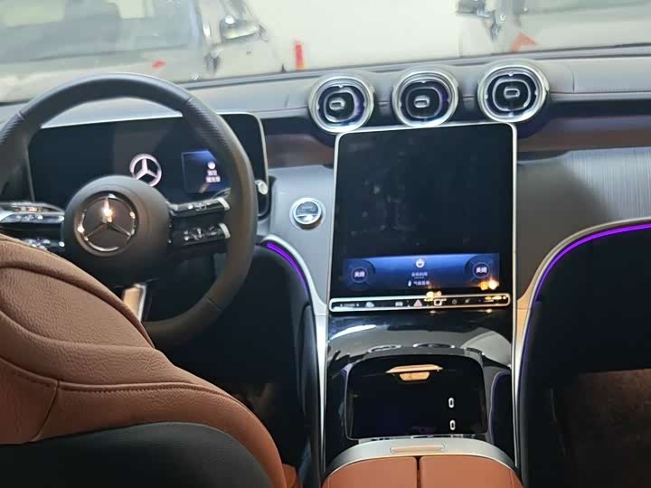 Mercedes-Benz GLC 2025 GLC 260 L 4 MATIC Luxury — фото 10