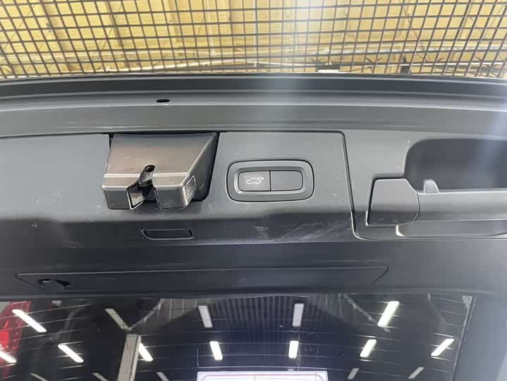 Volvo XC60 2020 T 5 4 WD — фото 14