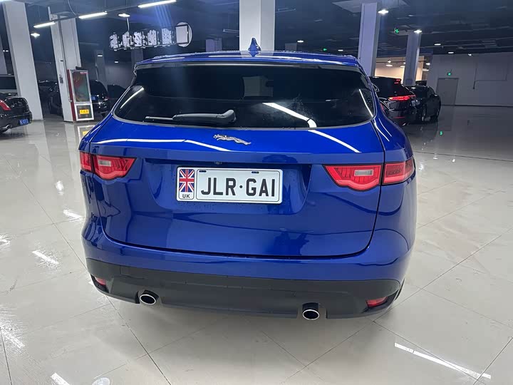 Jaguar F-PACE 2018 2.0 T 4 WDR-Sport — фото 5