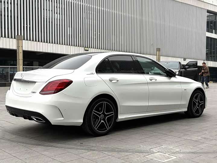 Mercedes-Benz C-Class C 260 L — фото 18