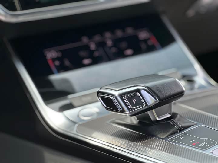 Audi A6L 2020 55 TFSI quattro — фото 15