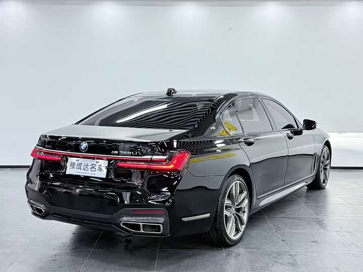 BMW 7-Series 2017 M 760 Li x Drive — фото 5