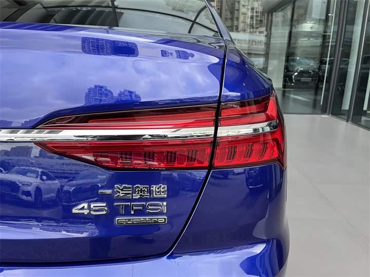 Audi A6L 2019 45 TFSI quattro — фото 12