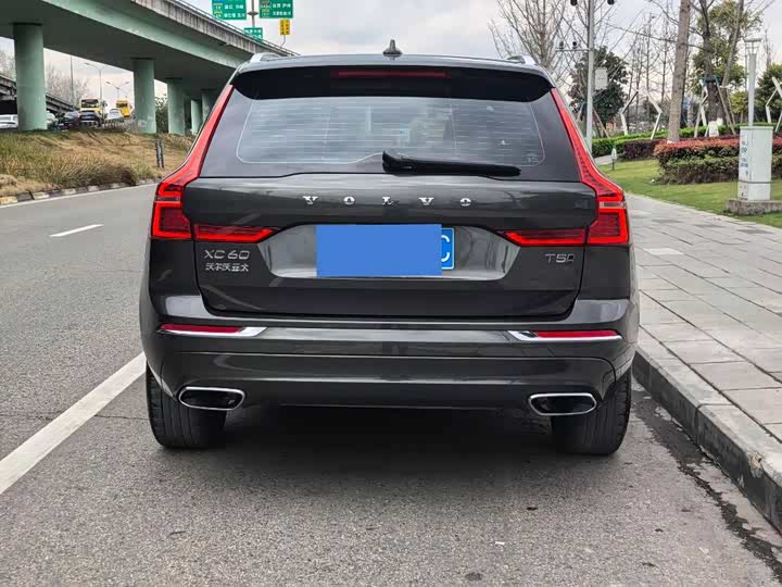 Volvo XC60 2021 T 5 4 WD — фото 16