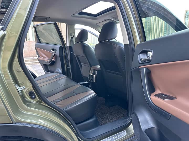 Trumpchi GS5 Super 2015 2.0 L AT 2 WD — фото 13