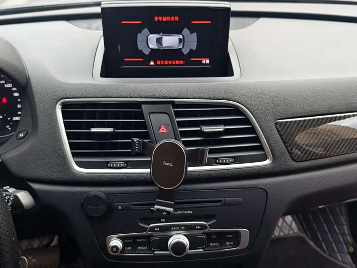 Audi Q3 2016 30 TFSI — фото 14