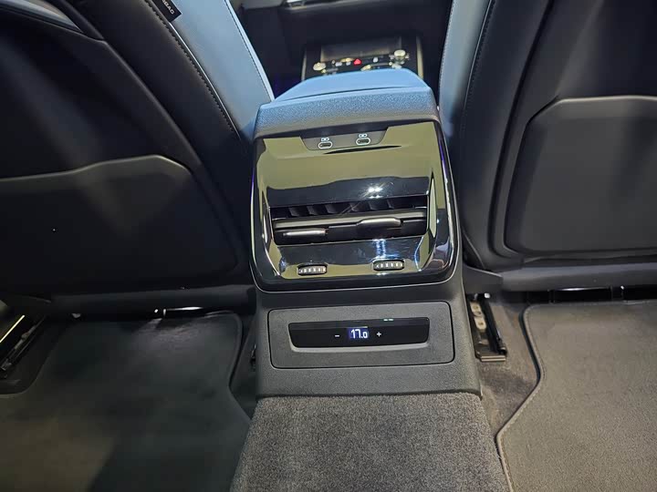 Audi A5L 2026 2.0 T quattro — фото 9