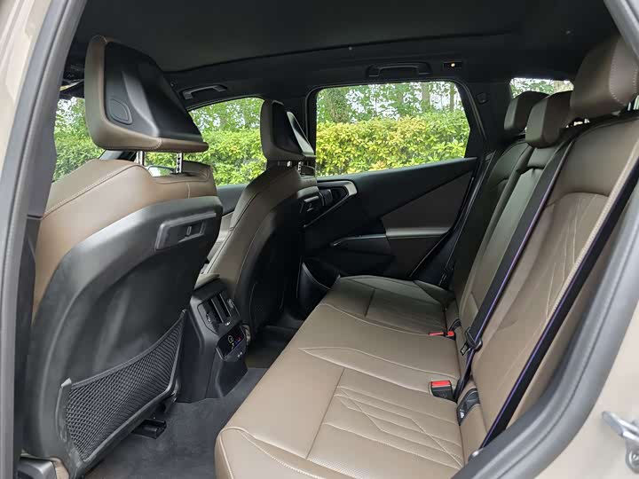 BMW X3 M50 2025 M 50 x Drive — фото 5