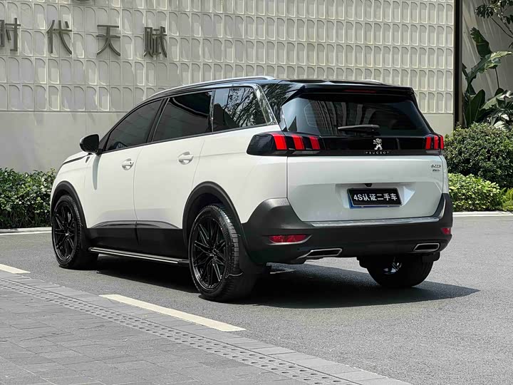 Peugeot 5008 2021 360 THP 5 — фото 4