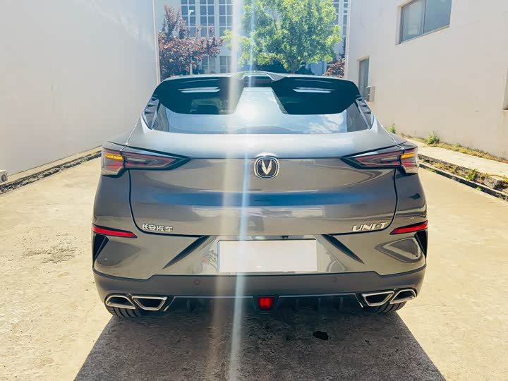 Changan UNI-T 2020 1.5 T Premium — фото 8