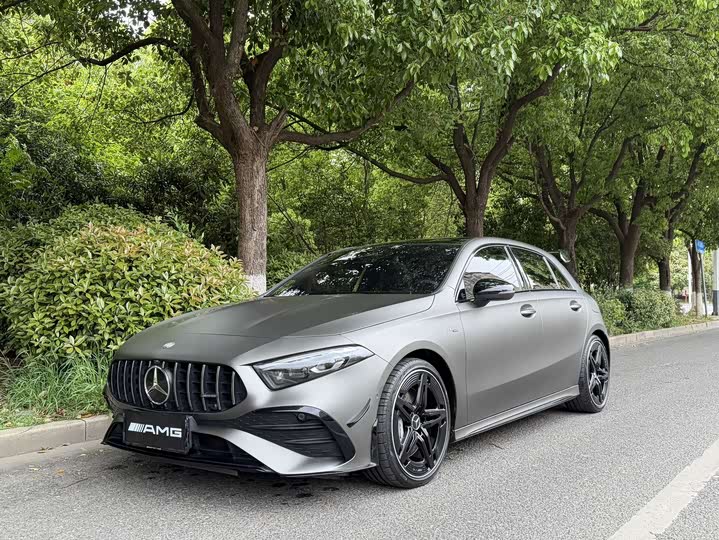 Mercedes-Benz A-Class 2024 AMG A 35 4 MATIC — фото 1