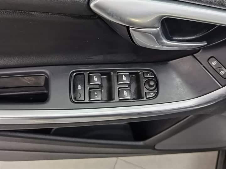 Volvo S60 2018 S 60 L T 4 — фото 9