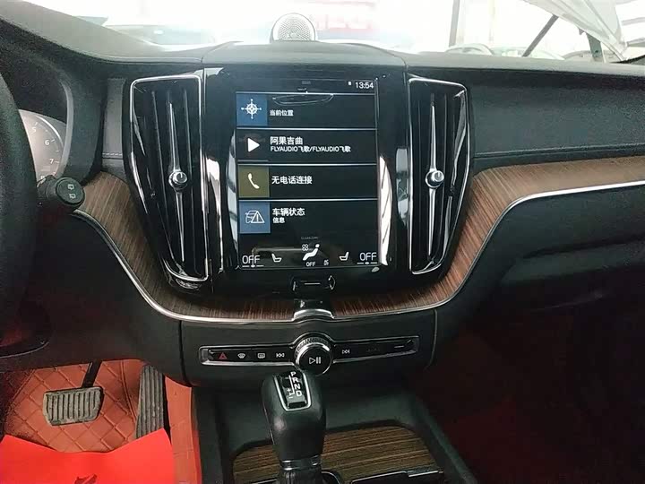 Volvo XC60 2021 T 5 4 WD — фото 13