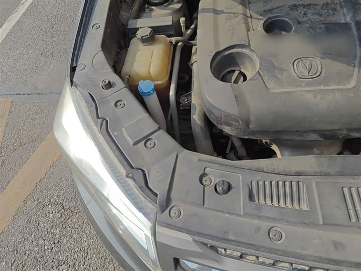 Changan CS75 2017 1.5 T MT — фото 21