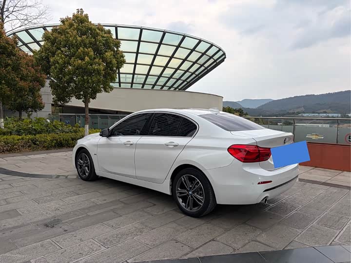 BMW 1-Series 2017 118i Sport — фото 6