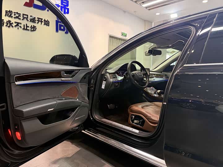 Audi A8 2014 A 8 L 45 TFSI quattro Luxury — фото 13