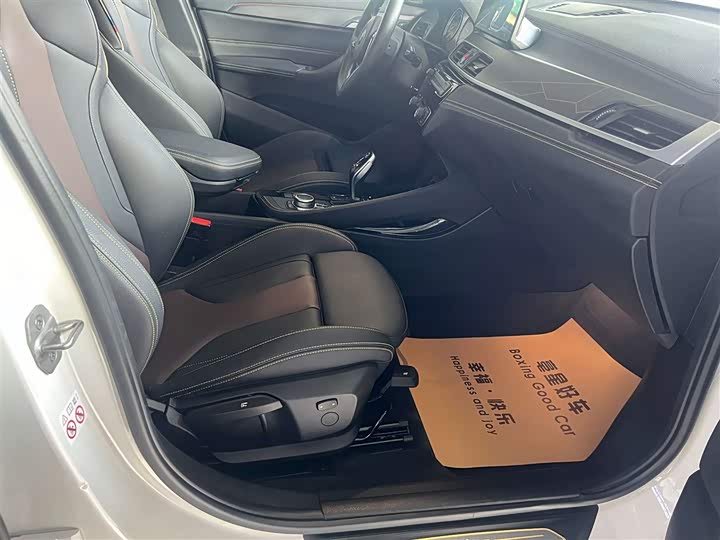 BMW X2 2023 x Drive 25i — фото 22