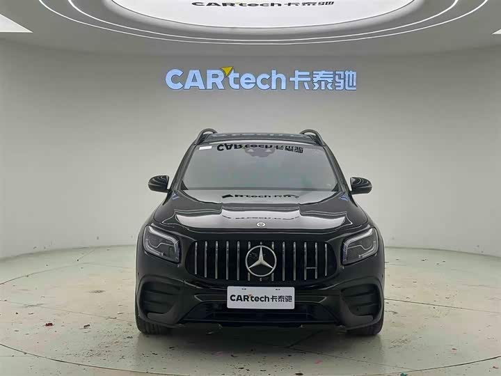Mercedes-Benz GLB 2023 AMG GLB 35 4 MATIC — фото 3