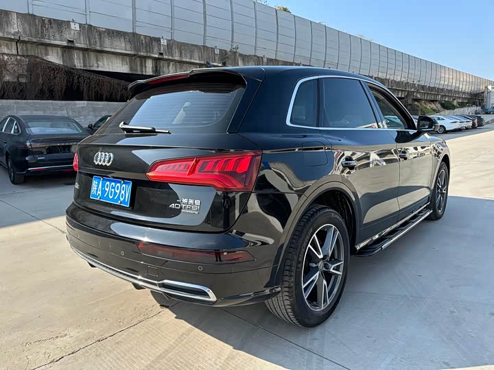 Audi Q5L 2020 40 TFSI — фото 9