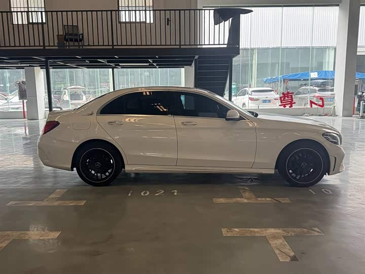 Mercedes-Benz C-Class 2019 C 260 L — фото 4